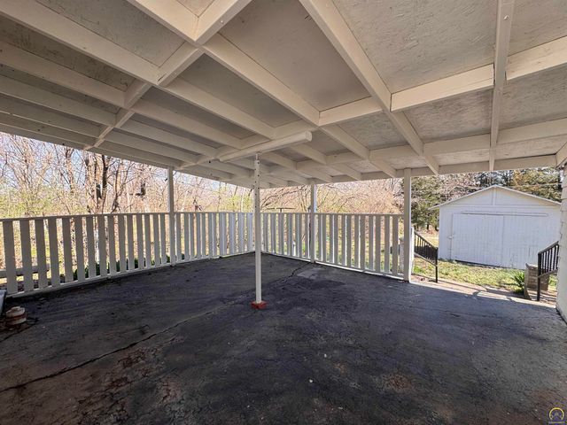 2344 SE Wisconsin AVE, Topeka, KS 66605