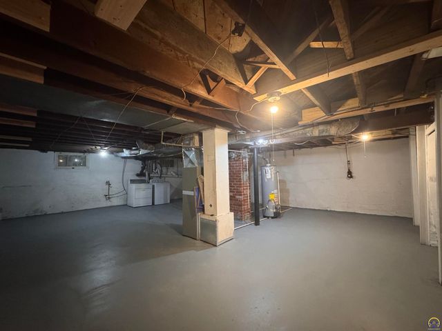 2344 SE Wisconsin AVE, Topeka, KS 66605