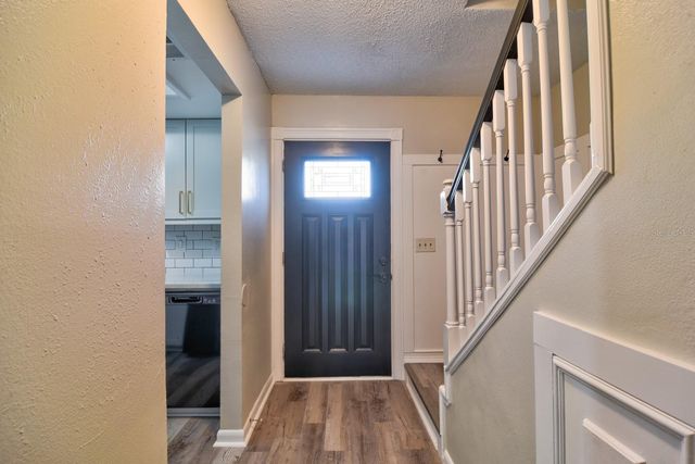 148 DOUGLAS ROAD W C, Oldsmar, FL 34677