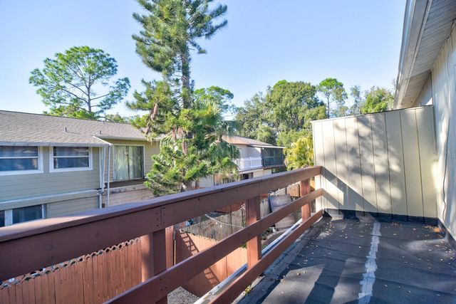 148 DOUGLAS ROAD W C, Oldsmar, FL 34677