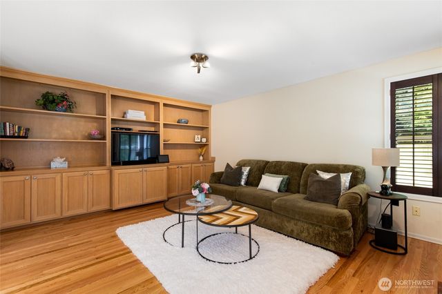 3025 161st Street SE, Mill Creek, WA 98012