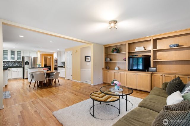 3025 161st Street SE, Mill Creek, WA 98012