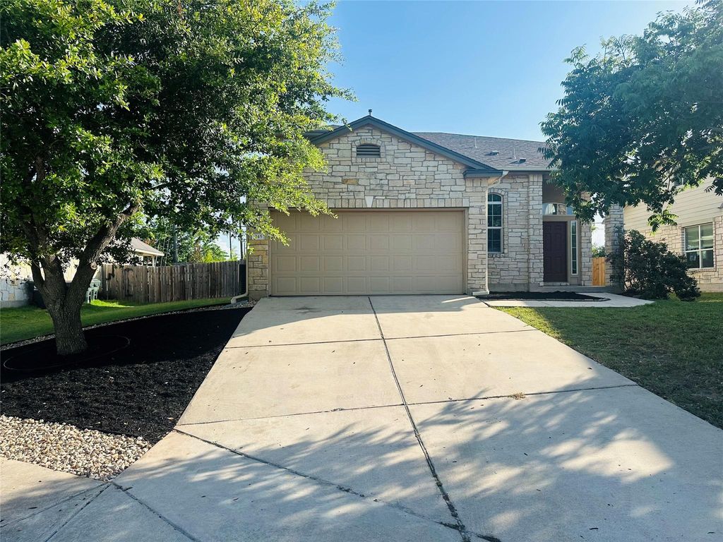 245 Verano DR, Kyle, TX 78640