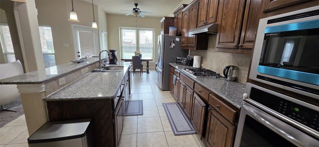 642 Seminole Trail, Murphy, TX 75094