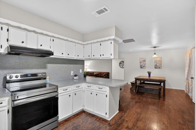12664 Robin Lane, Willis, TX 77378