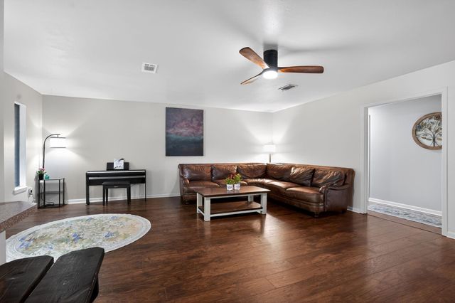 12664 Robin Lane, Willis, TX 77378