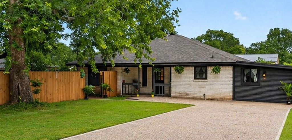 12664 Robin Lane, Willis, TX 77378