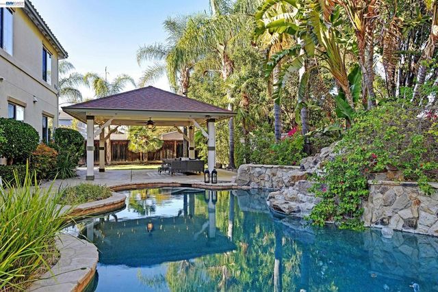1708 La Pergola Dr, Brentwood, CA 94513