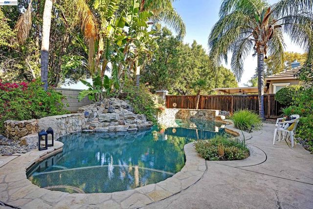 1708 La Pergola Dr, Brentwood, CA 94513
