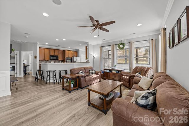 108 Tartan Place, Mooresville, NC 28115