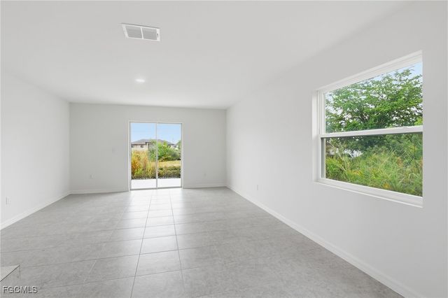 3418 20th ST SW, Lehigh Acres, FL 33976