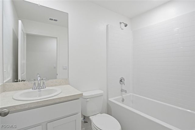 3418 20th ST SW, Lehigh Acres, FL 33976