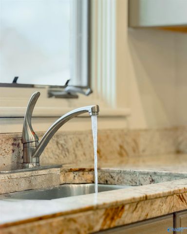 2005 Brookmanor Drive, Decatur, AL 35601