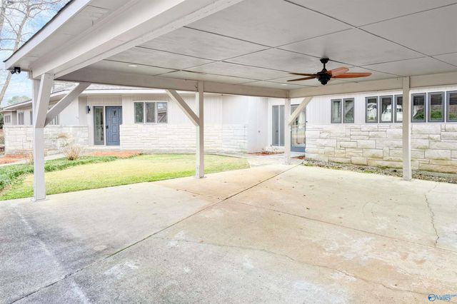 2005 Brookmanor Drive, Decatur, AL 35601