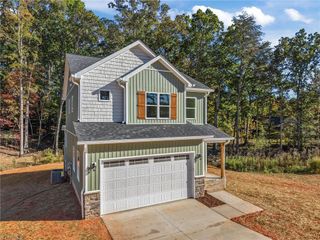 517 Woods Drive, Randleman, NC 27317