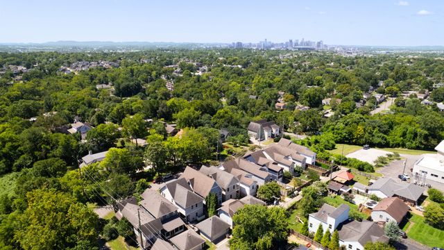 1819 McEwen Ave, Nashville, TN 37206