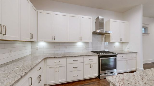 1819 McEwen Ave, Nashville, TN 37206