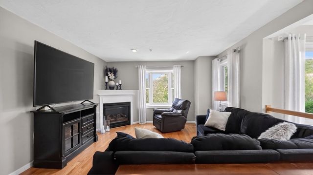 5 Governors Way B, Milford, MA 01757