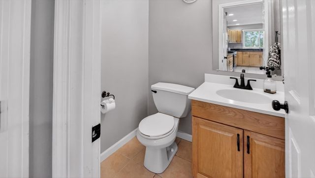 5 Governors Way B, Milford, MA 01757