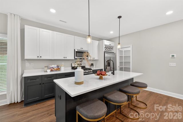3219 Credenza Road, Charlotte, NC 28208