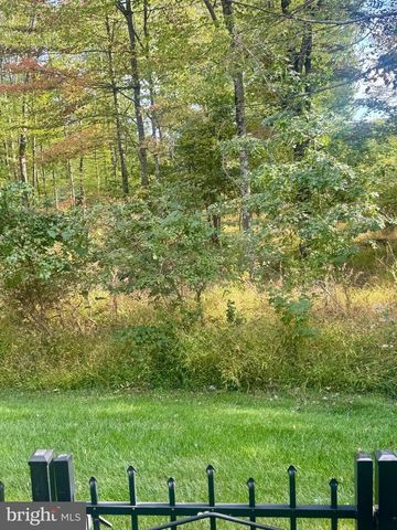 95 RITTENHOUSE CIR, Newtown, PA 18940