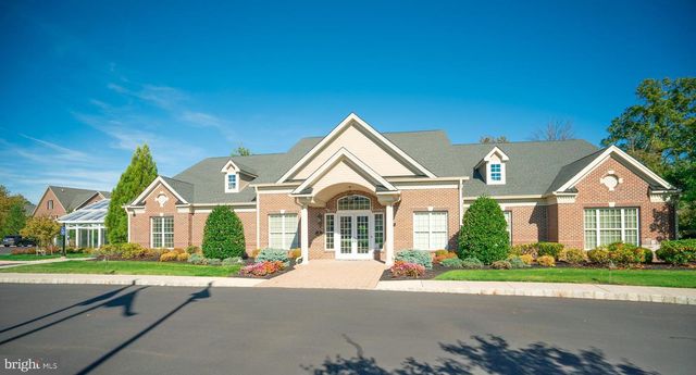 95 RITTENHOUSE CIR, Newtown, PA 18940