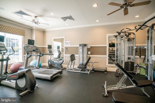 95 RITTENHOUSE CIR, Newtown, PA 18940