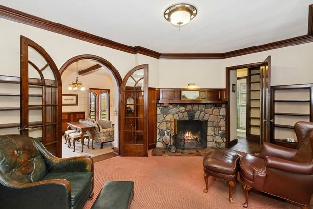 1818 N Dubuque St, Iowa City, IA 52245