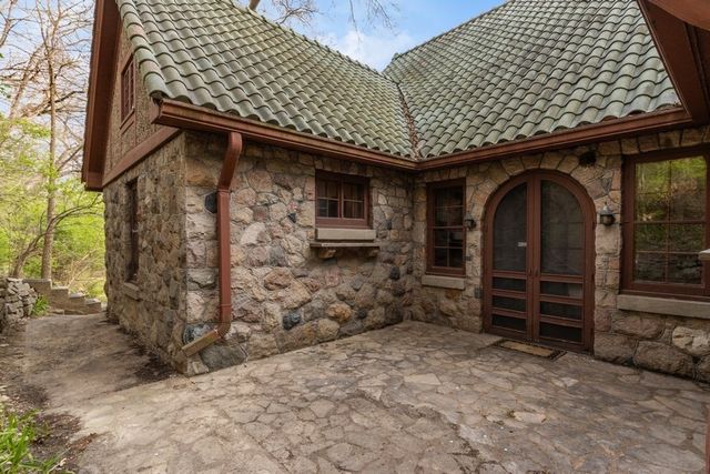 1818 N Dubuque St, Iowa City, IA 52245