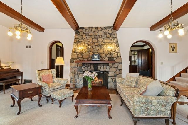 1818 N Dubuque St, Iowa City, IA 52245