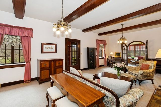 1818 N Dubuque St, Iowa City, IA 52245