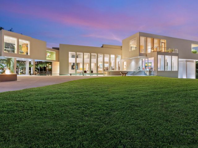 6610 GULF OF MEXICO DRIVE, Longboat Key, FL 34228