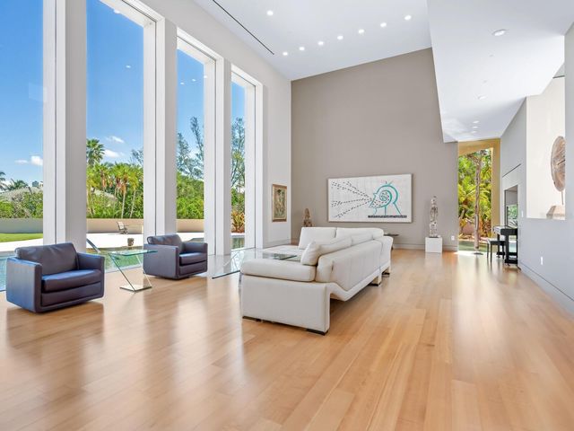 6610 GULF OF MEXICO DRIVE, Longboat Key, FL 34228