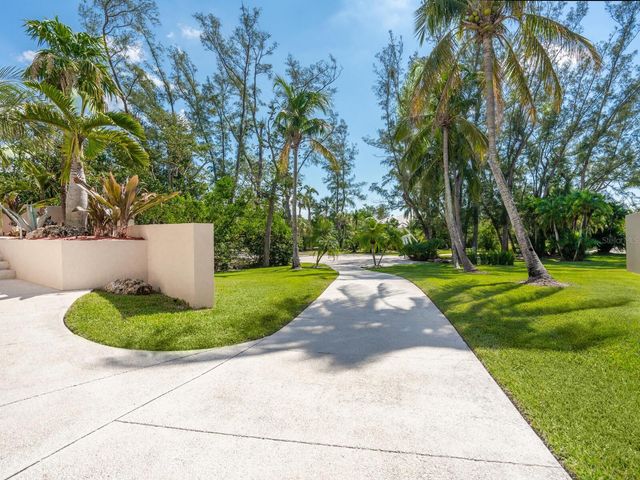 6610 GULF OF MEXICO DRIVE, Longboat Key, FL 34228