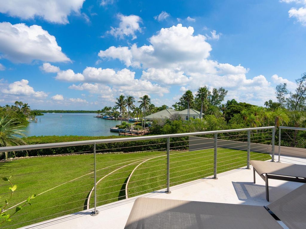Image 34 of property listing at 6610 GULF OF MEXICO DRIVE, Longboat Key, FL 34228
