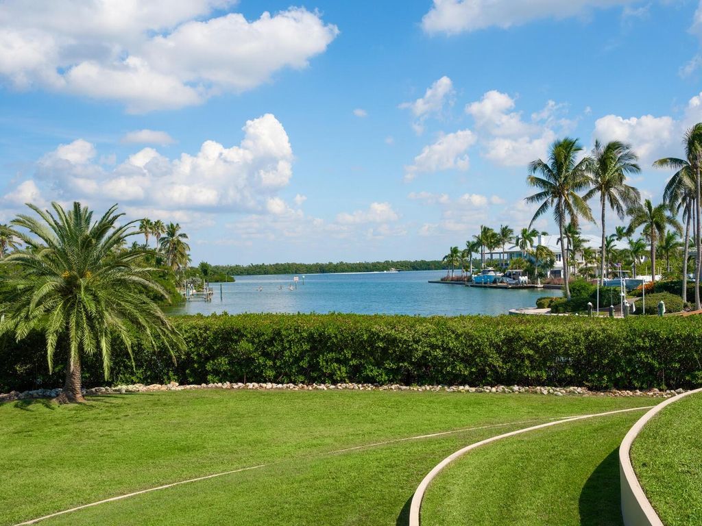 Image 47 of property listing at 6610 GULF OF MEXICO DRIVE, Longboat Key, FL 34228