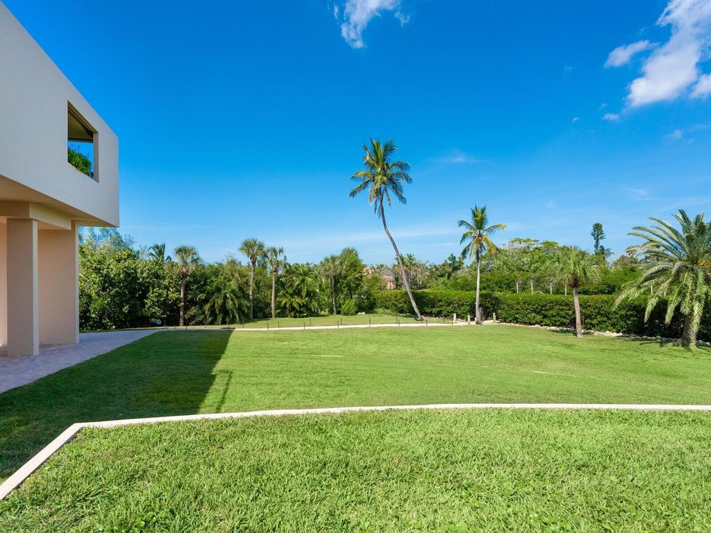 Image 52 of property listing at 6610 GULF OF MEXICO DRIVE, Longboat Key, FL 34228