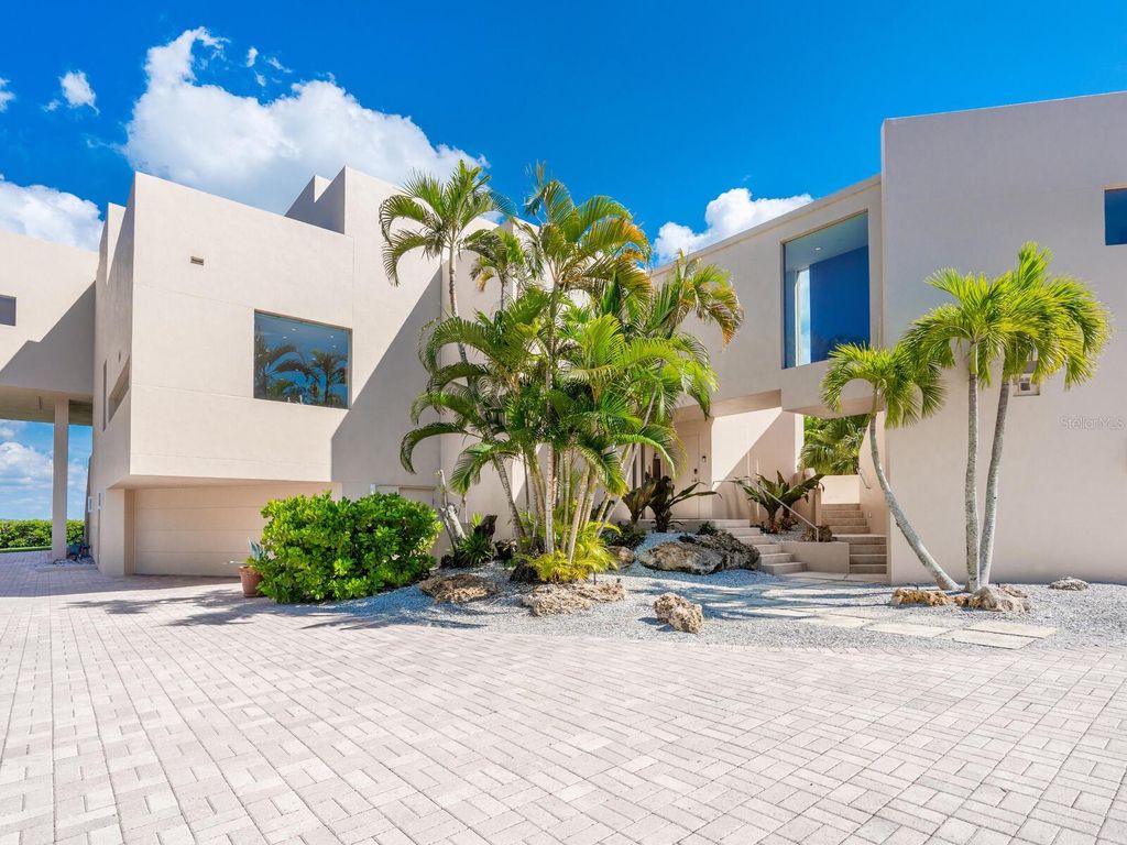 Image 69 of property listing at 6610 GULF OF MEXICO DRIVE, Longboat Key, FL 34228