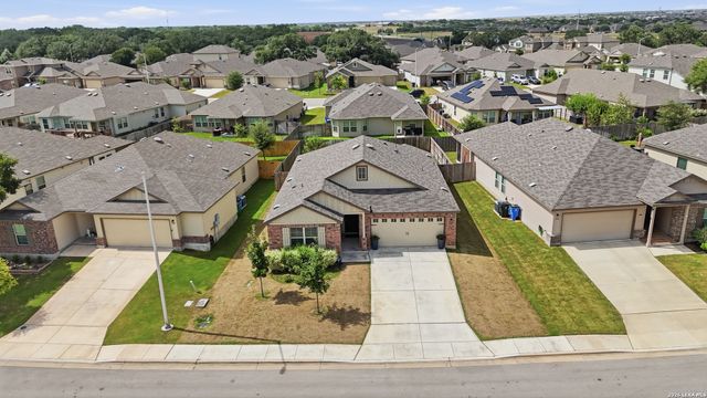 1132 EAGLE XING, Seguin, TX 78155