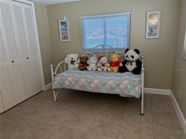 212 POINCIANA LANE, Largo, FL 33770