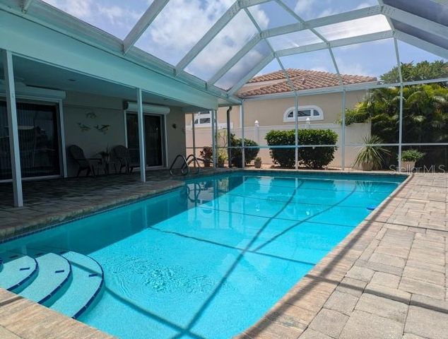 212 POINCIANA LANE, Largo, FL 33770