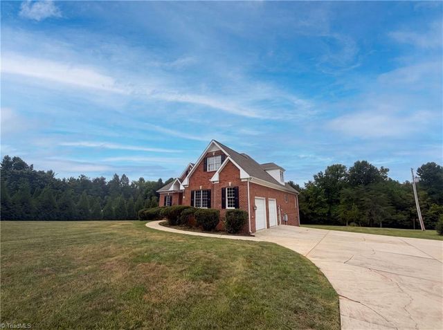 1345 Barker Drive, Randleman, NC 27317