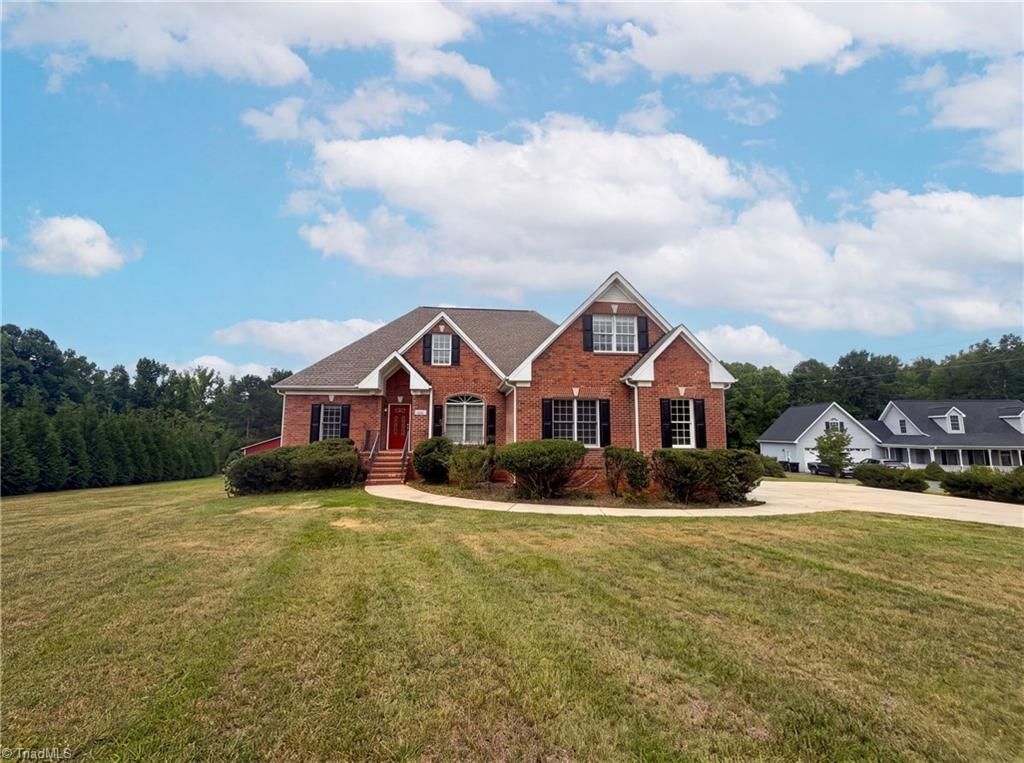 1345 Barker Drive, Randleman, NC 27317
