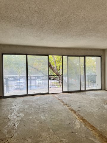 4215 Harding Pike Apt 210, Nashville, TN 37205