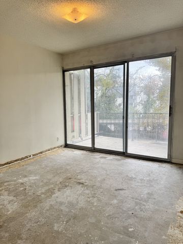 4215 Harding Pike Apt 210, Nashville, TN 37205