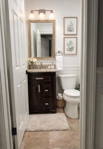 9220 S Avers Avenue, Evergreen Park, IL 60805