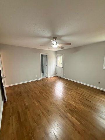 2801 Kellogg Creek Road, Acworth, GA 30102