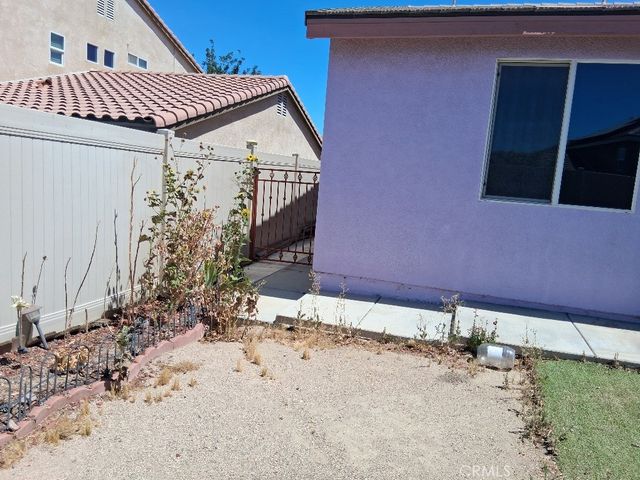 14964 Butler Peak Court, Victorville, CA 92394