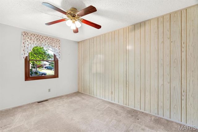 2948 Oldewick Drive, St Louis, MO 63129