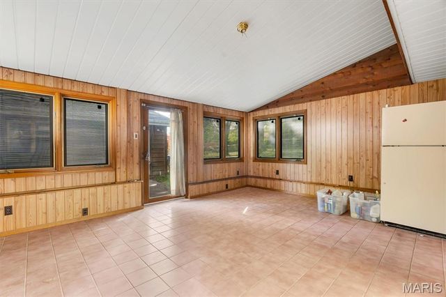 2948 Oldewick Drive, St Louis, MO 63129